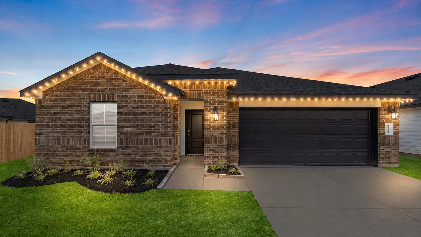 Home with warm white C9 Christmas roofline lights